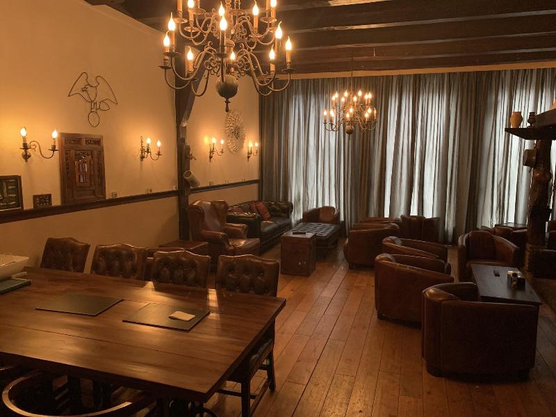 Amadeus Hotel - Lobi