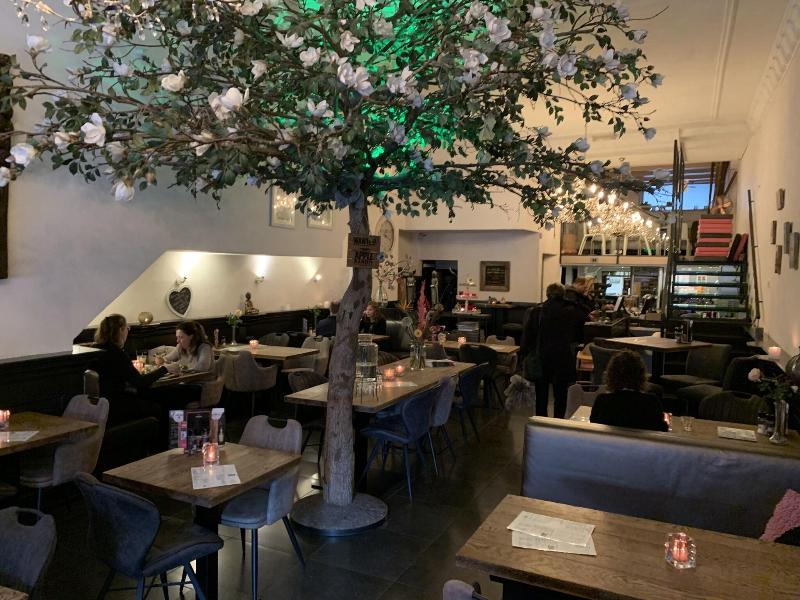 Amadeus Hotel - Restoran