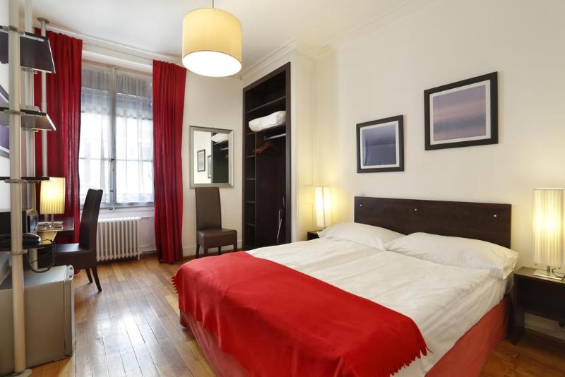 Tor Hotel Geneve - Oda