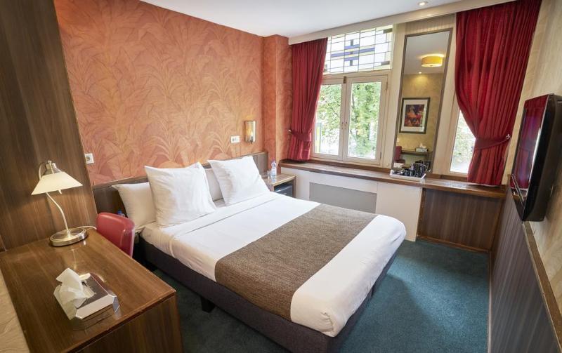 Hotel Monopole - Genel
