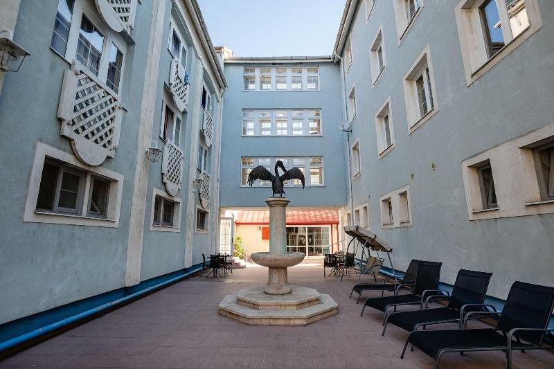 Erzsebet Hotel - Teras