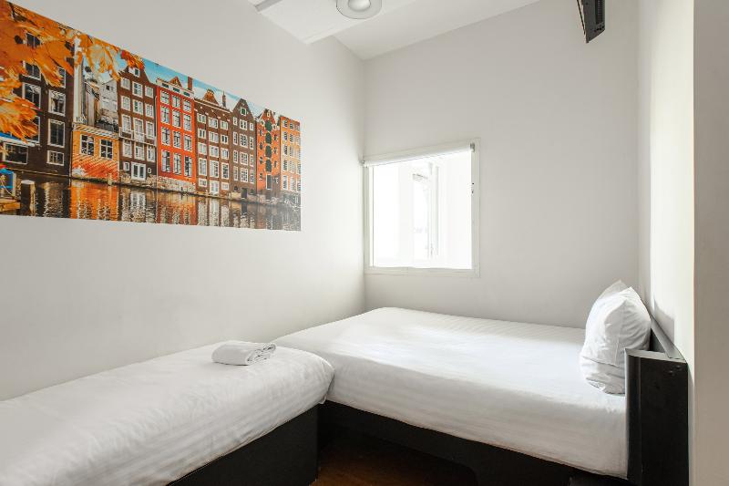 easyHotel Amsterdam City Centre South - Oda