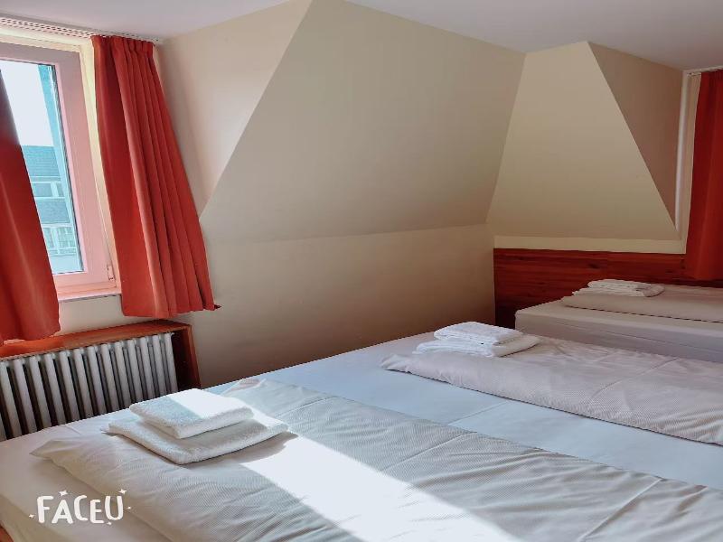 Hotel Residenz Düsseldorf - Oda