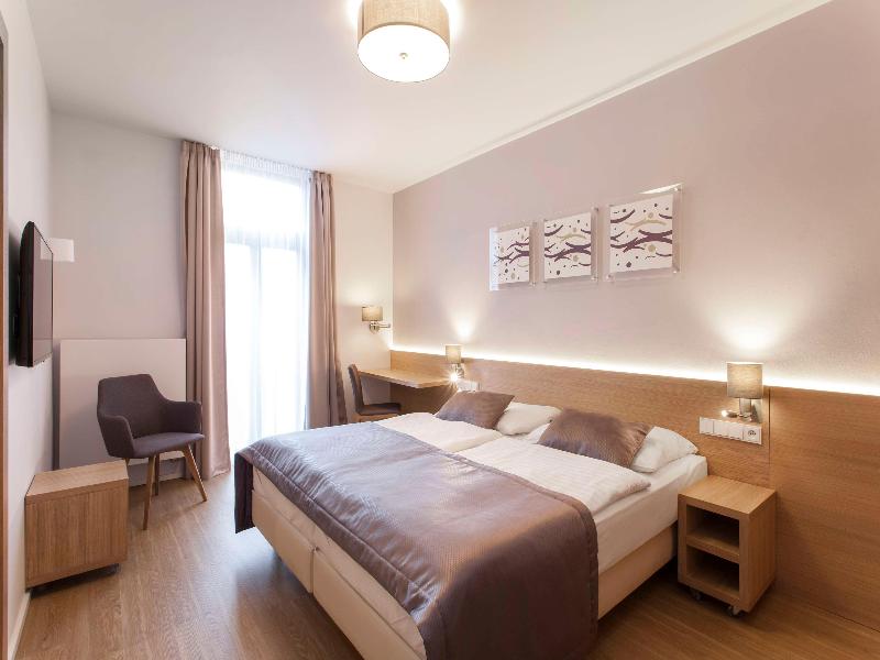 Hotel Carol - Oda