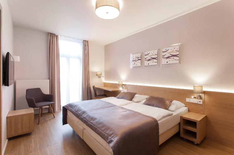 Hotel Carol - Oda