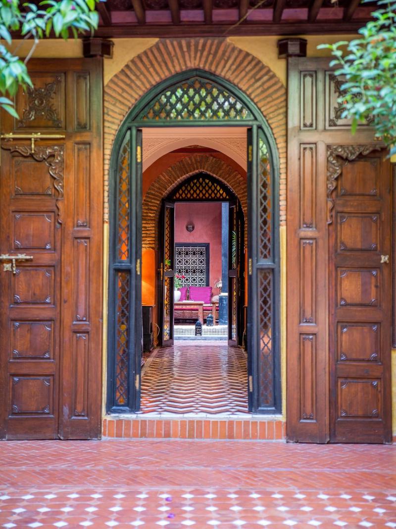 Riad Samsli - Lobi