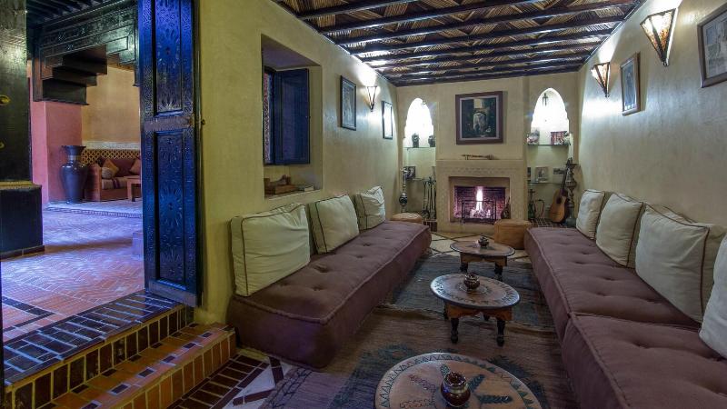 Riad Samsli - Lobi