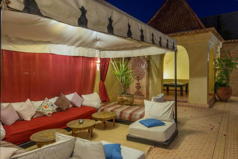 Riad Samsli - Genel