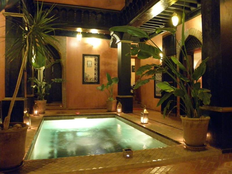 Riad Samsli - Genel