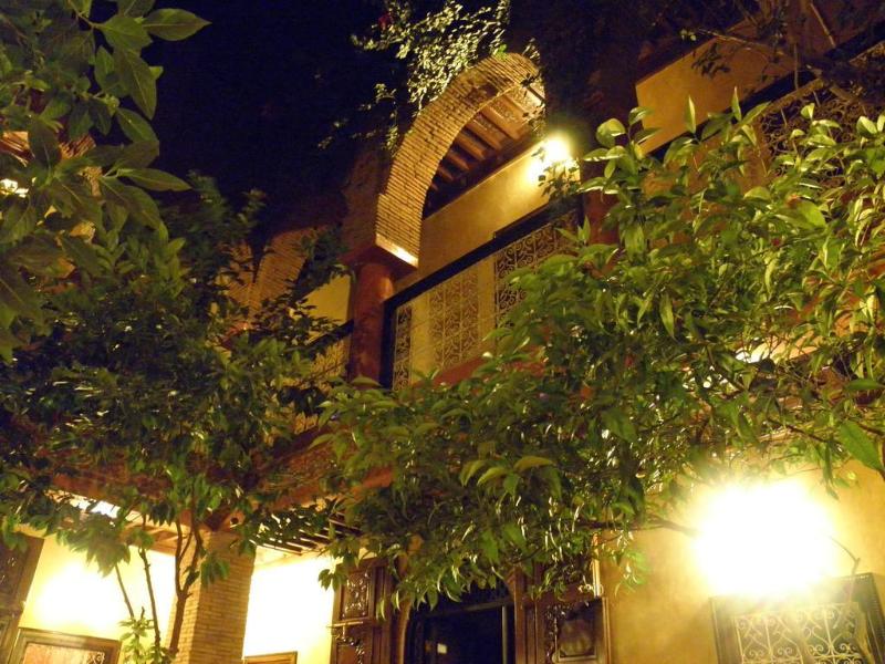Riad Samsli - Genel