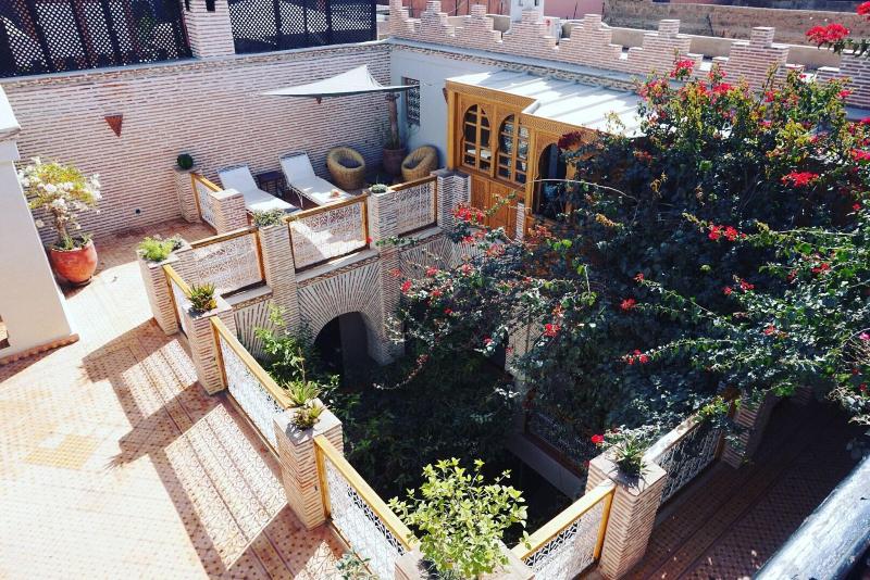 Riad Samsli - Genel