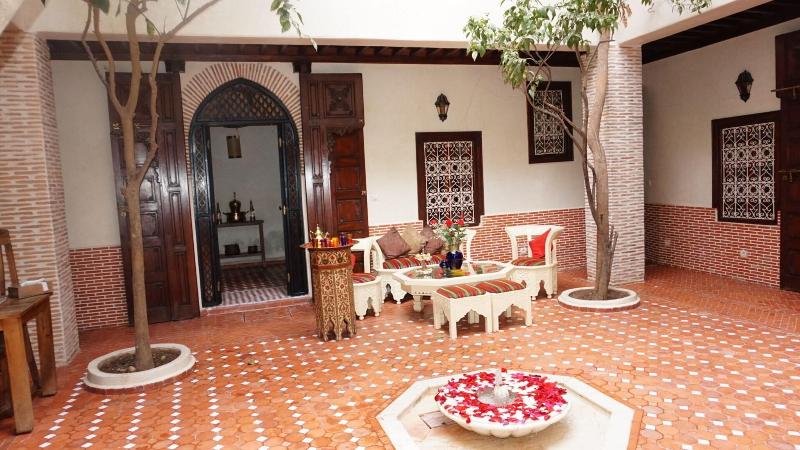 Riad Samsli - Genel