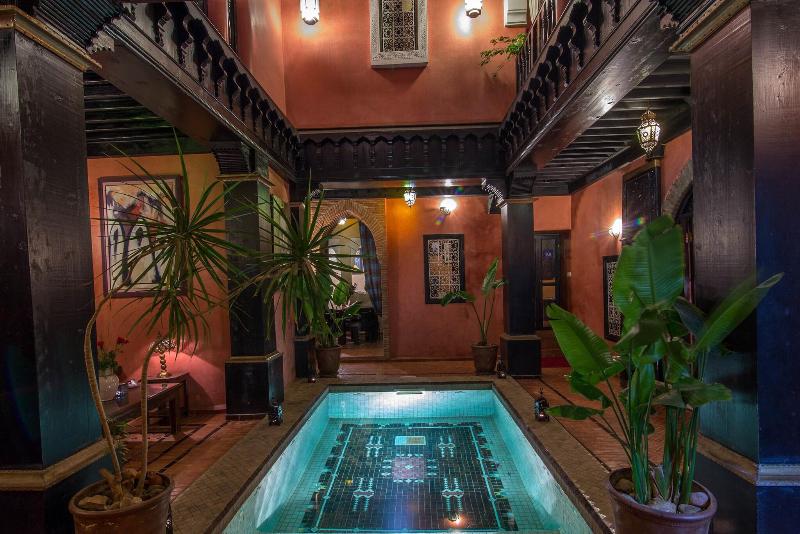 Riad Samsli - Havuz