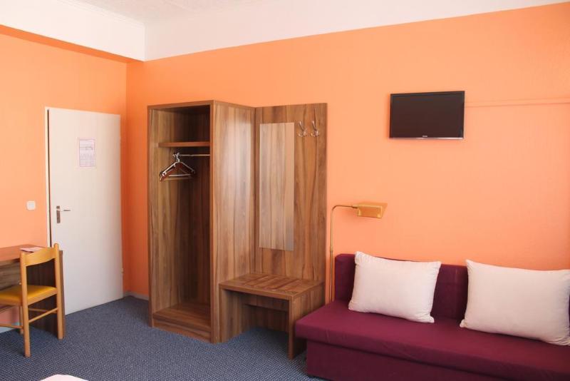 Alper Hotel Am Potsdamer Platz - Oda