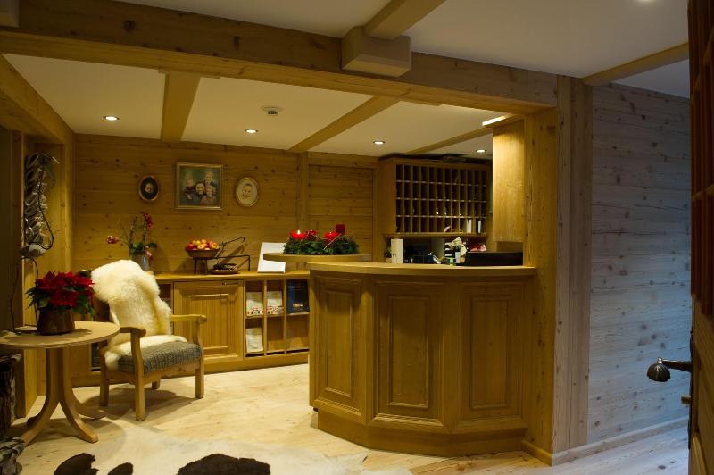 Hotel Alpenblick - Lobi
