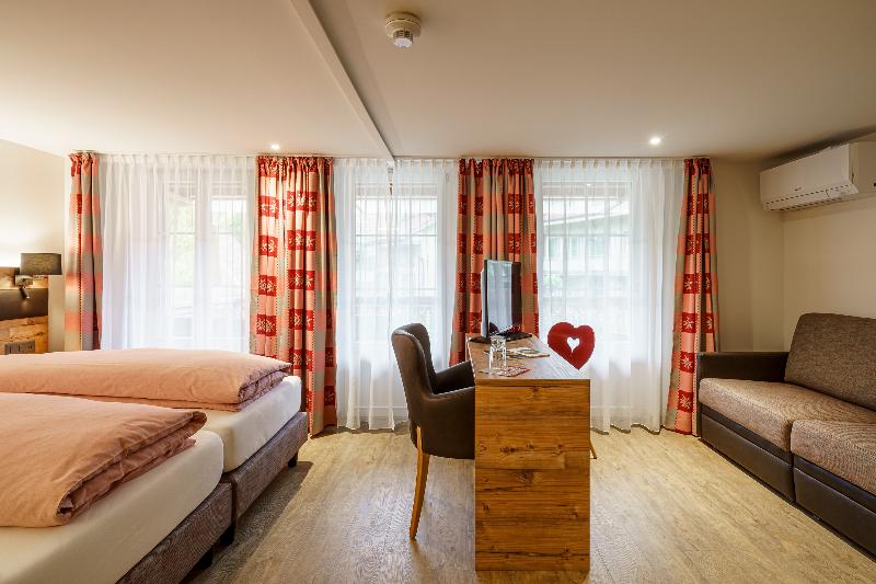 Hotel Alpenblick - Oda