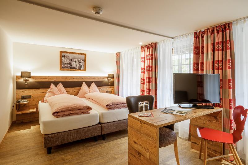 Hotel Alpenblick - Oda