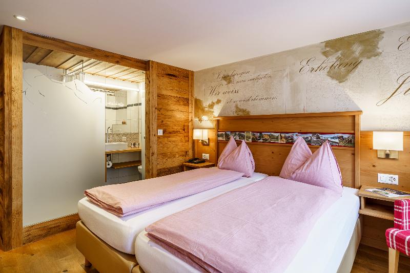 Hotel Alpenblick - Oda