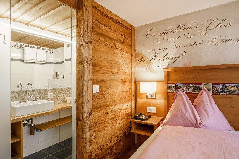 Hotel Alpenblick - Oda