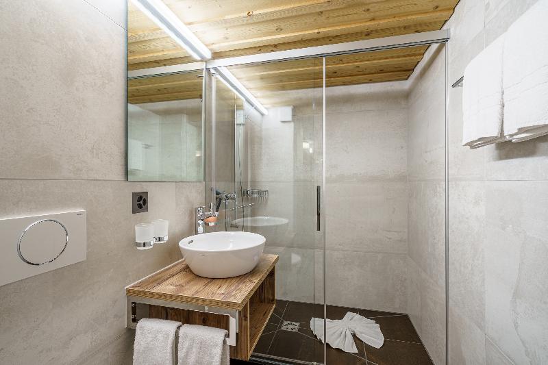 Hotel Alpenblick - Oda