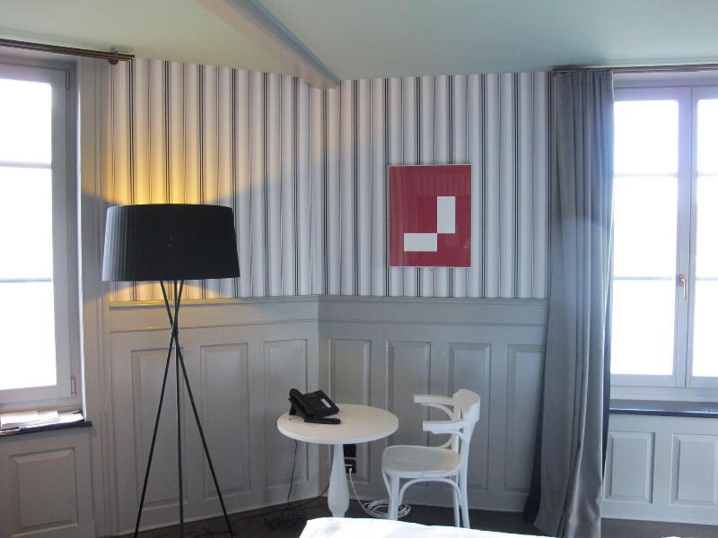Hotel Restaurant Helvetia - Oda