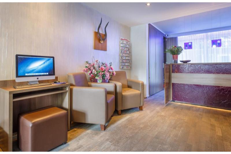 Victorie Hotel - Lobi