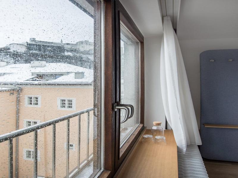 Altstadthotel Weisse Taube - Genel