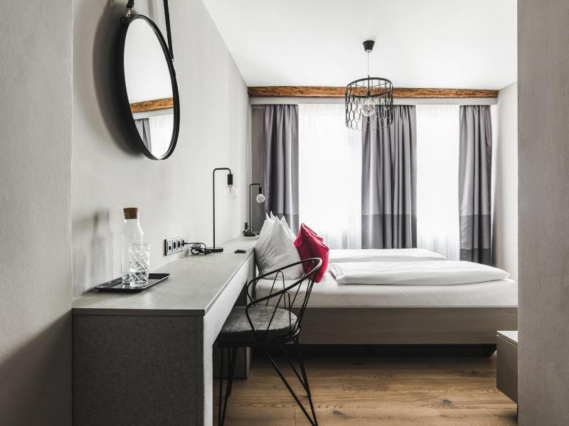 Altstadthotel Weisse Taube - Genel