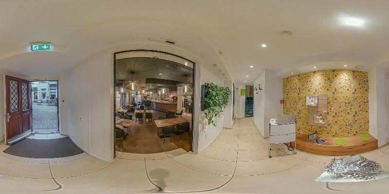 Boutique Hotel  Platzhirsch - Lobi
