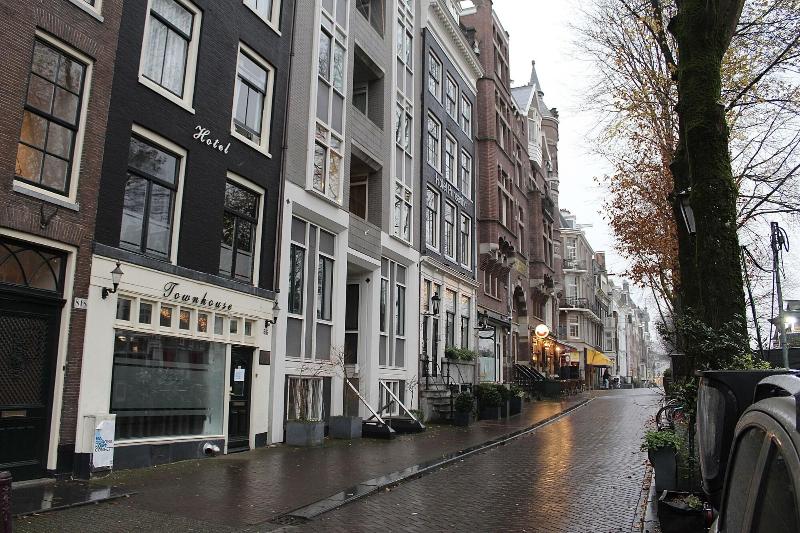 The Townhouse Hotel - Genel