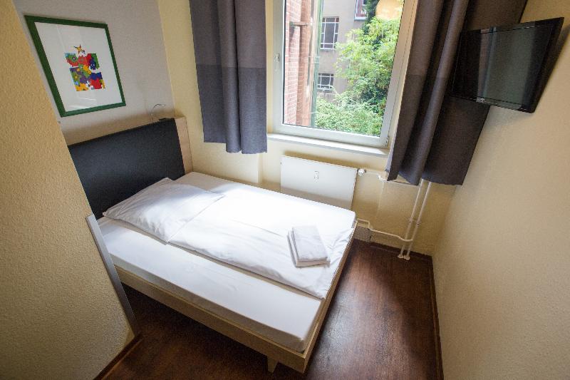 Acama Kreuzberg Hotel+Hostel - Oda