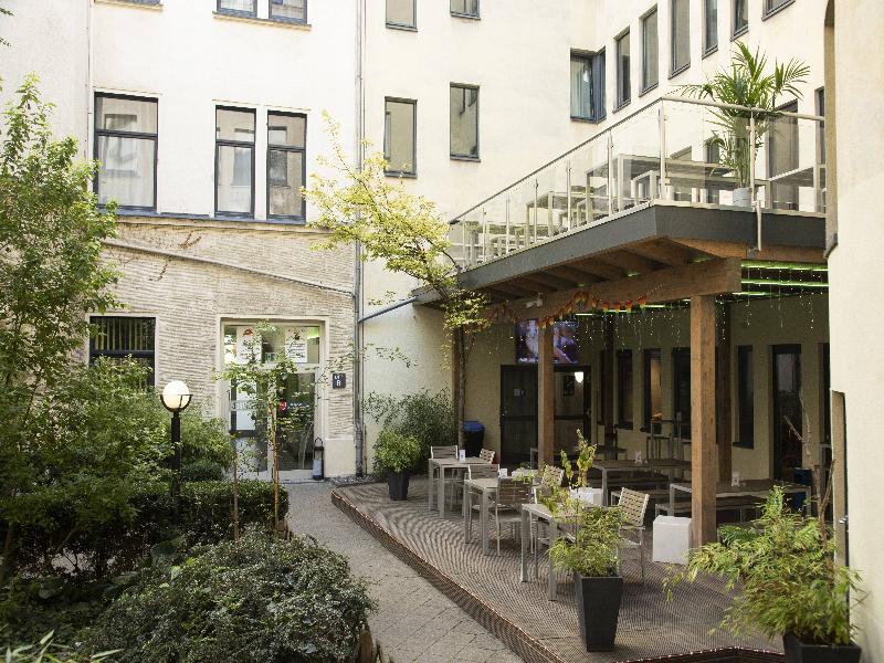 Acama Kreuzberg Hotel+Hostel - Teras