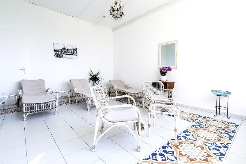 Grand Hotel des Rasses & Wellness - Havuz