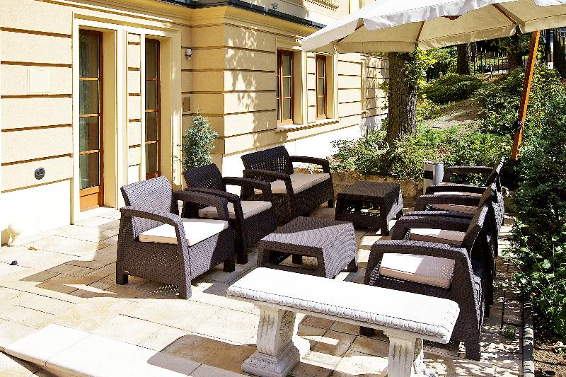 Gold Apartments - Teras