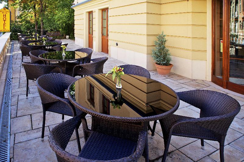 Gold Apartments - Teras