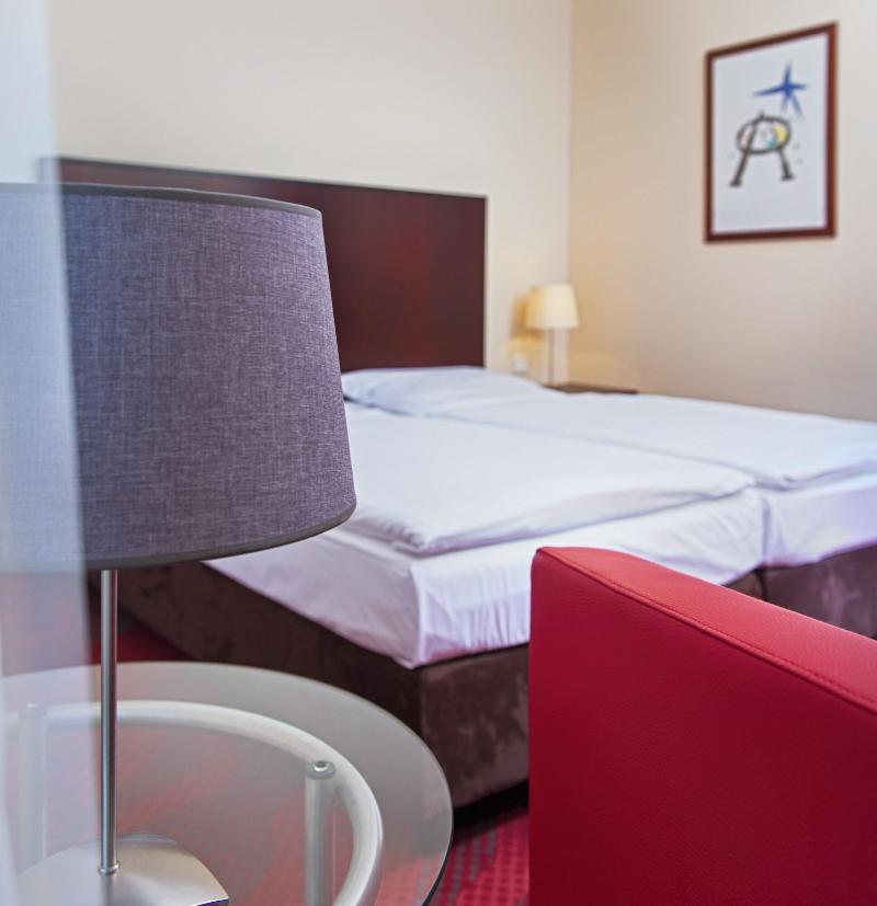 Sorat Hotel Cottbus - Oda