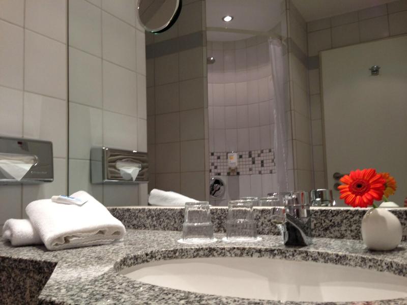 Sorat Hotel Cottbus - Oda