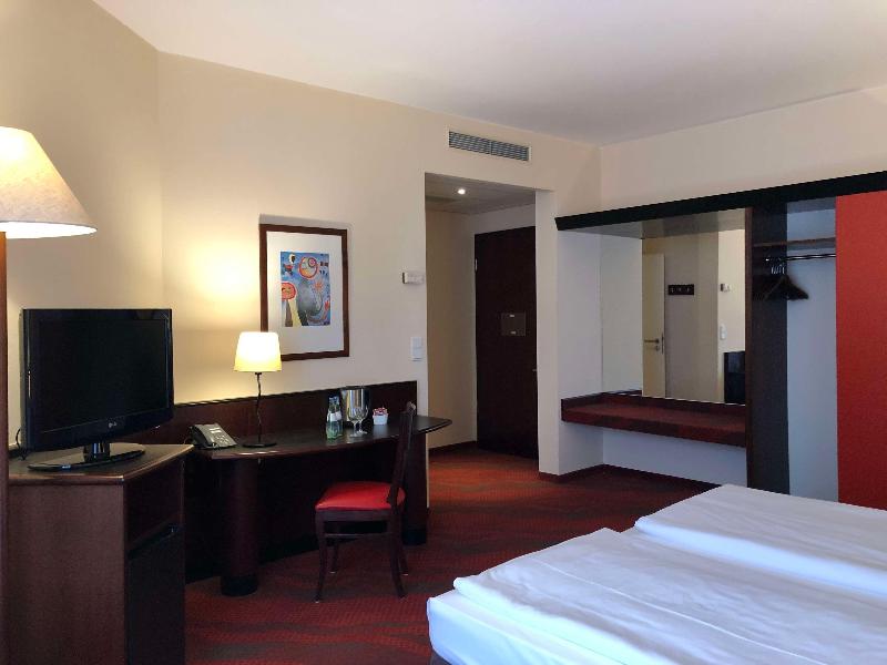 Sorat Hotel Cottbus - Oda