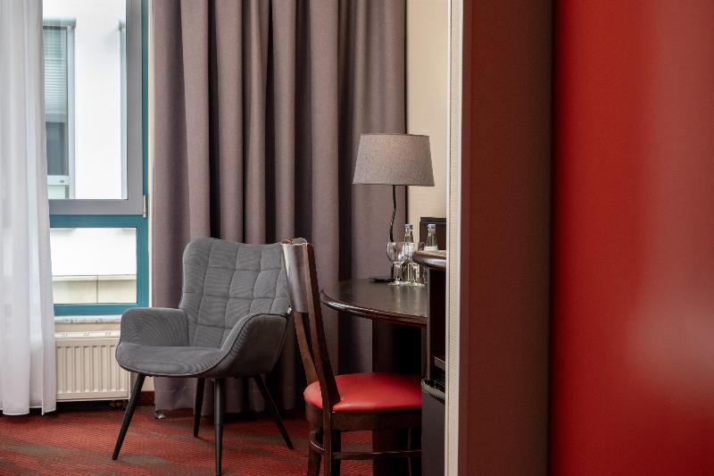 Sorat Hotel Cottbus - Oda