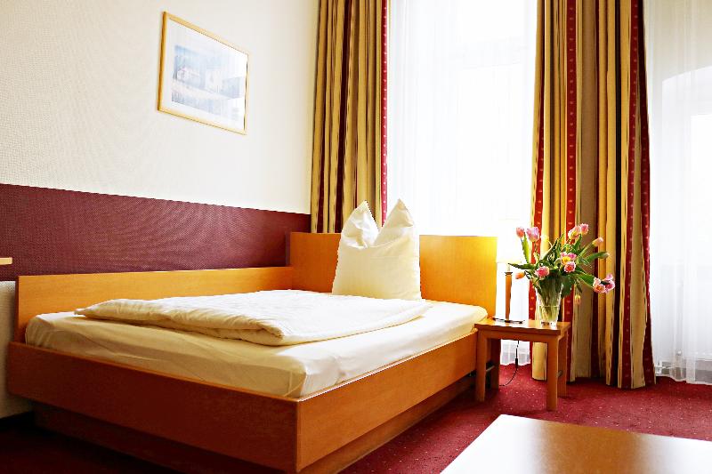 Air in Berlin Hotel - Oda