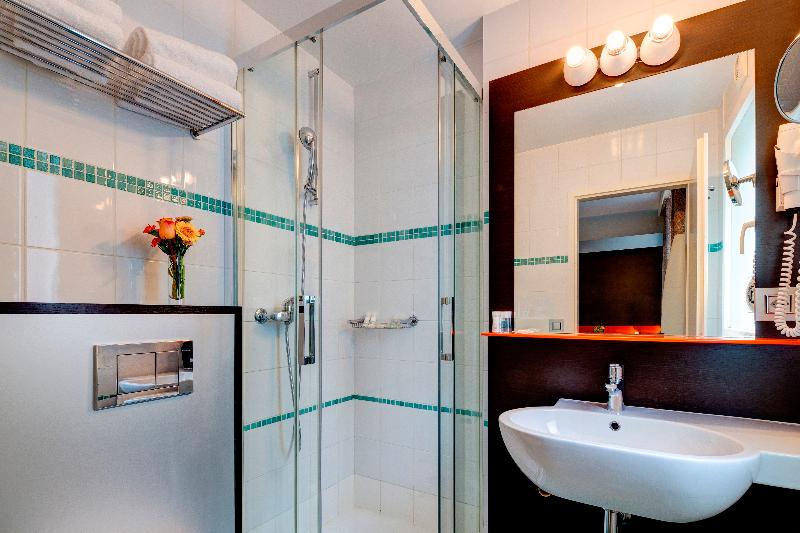 Design Hotel F6 - Genel