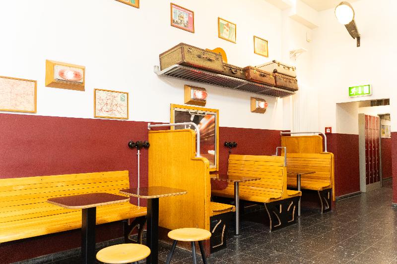 Industriepalast Hostel & Hotel - Lobi