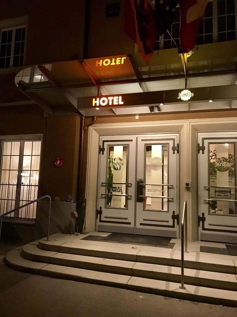 Hotel Restaurant Jardin - Genel