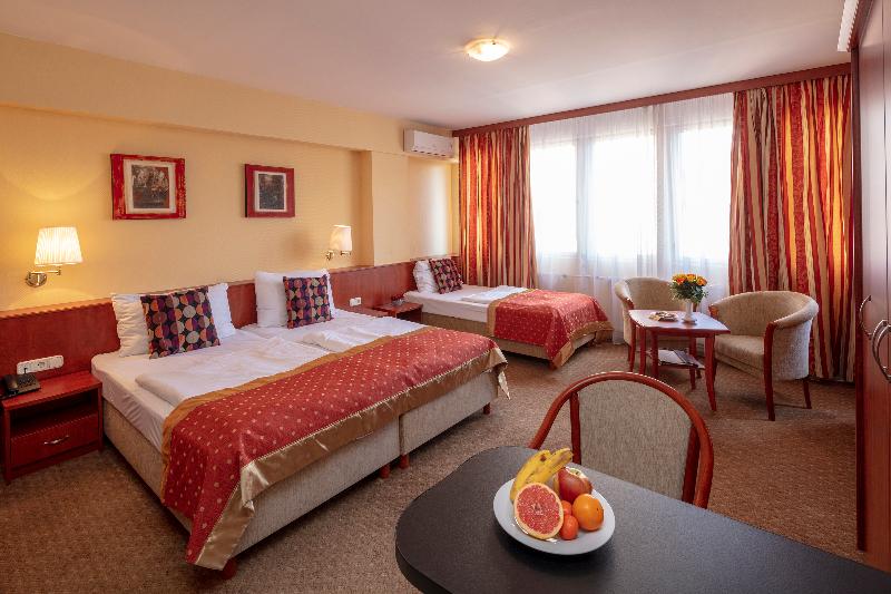 Hotel Charles - Genel