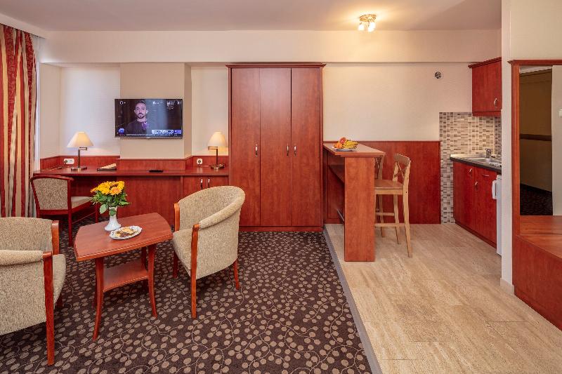 Hotel Charles - Oda