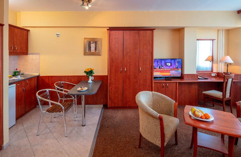 Hotel Charles - Oda