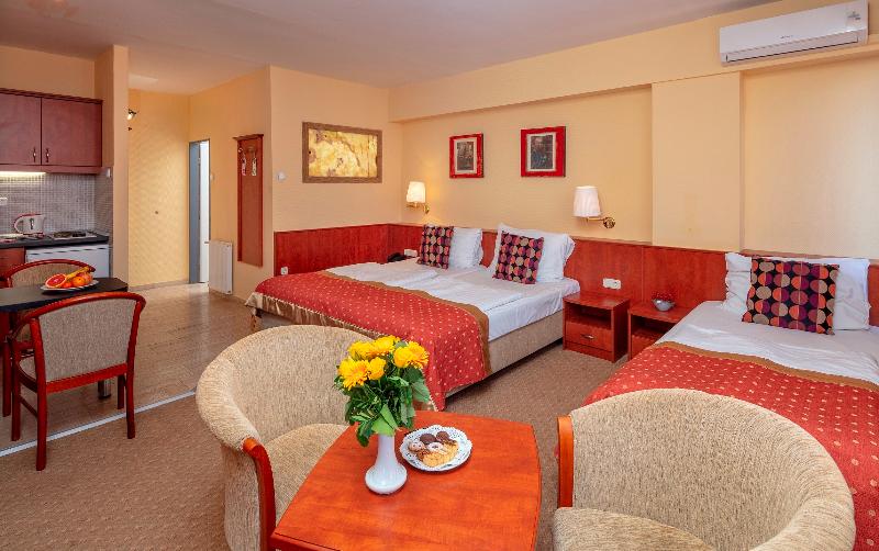 Hotel Charles - Oda
