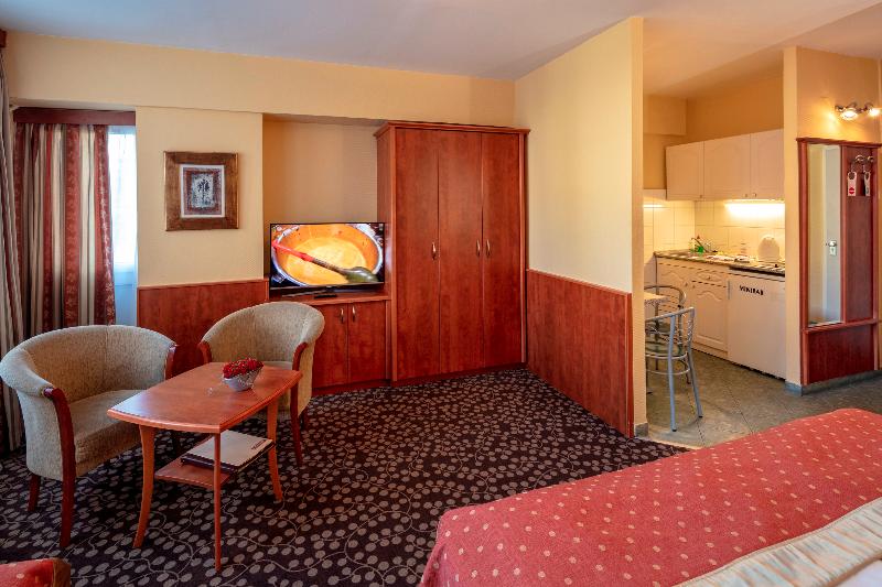 Hotel Charles - Oda