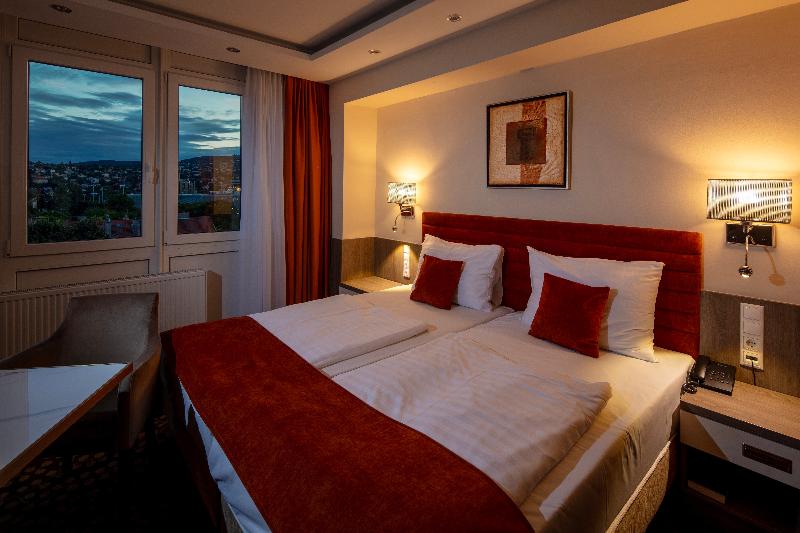 Hotel Charles - Oda