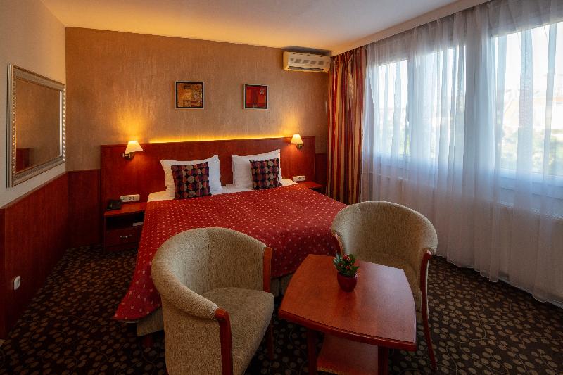 Hotel Charles - Oda